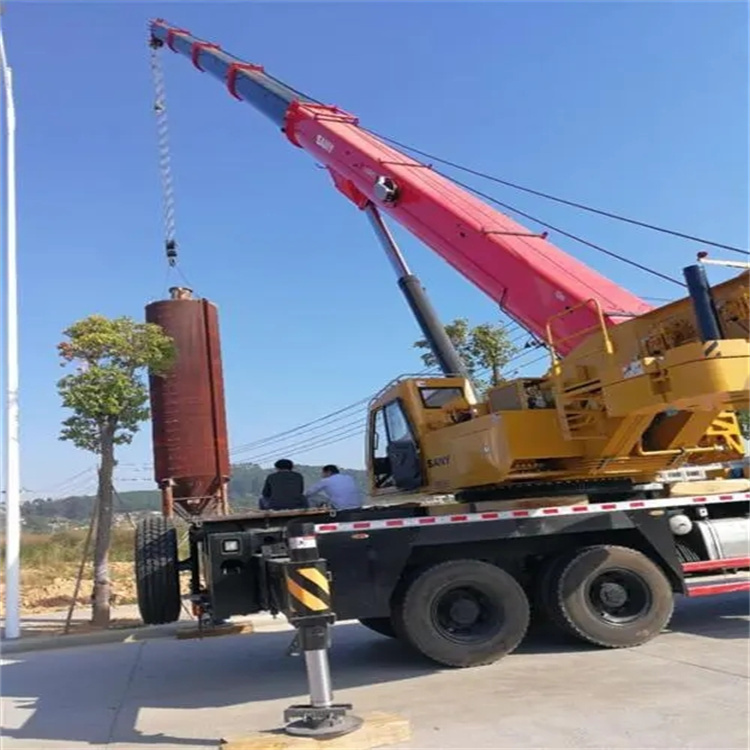 下谷坪土家族乡80吨吊车出租多少钱